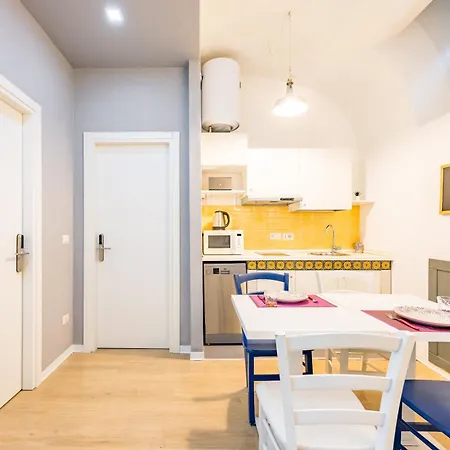 O Panaro Lucky Flat By Napoliapartments