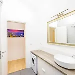 O Panaro Lucky Flat By Napoliapartments *