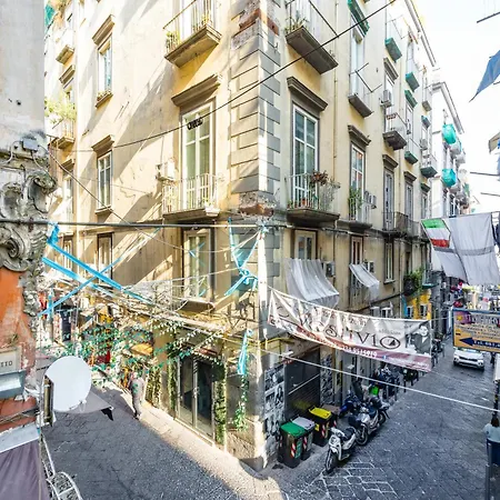 O Panaro Lucky Flat Near Toledo By Napoliapartments Neapol