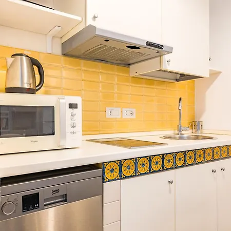 O Panaro Lucky Flat Near Toledo By Napoliapartments * Neapol